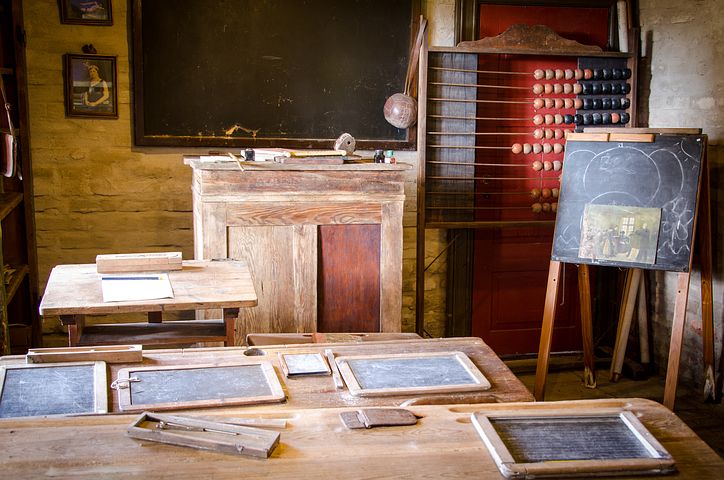 antique-classroom